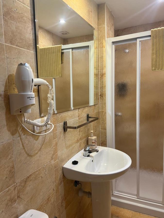 Habitaciones Privadas En Apartamento Compartido Algeciras Exterior photo